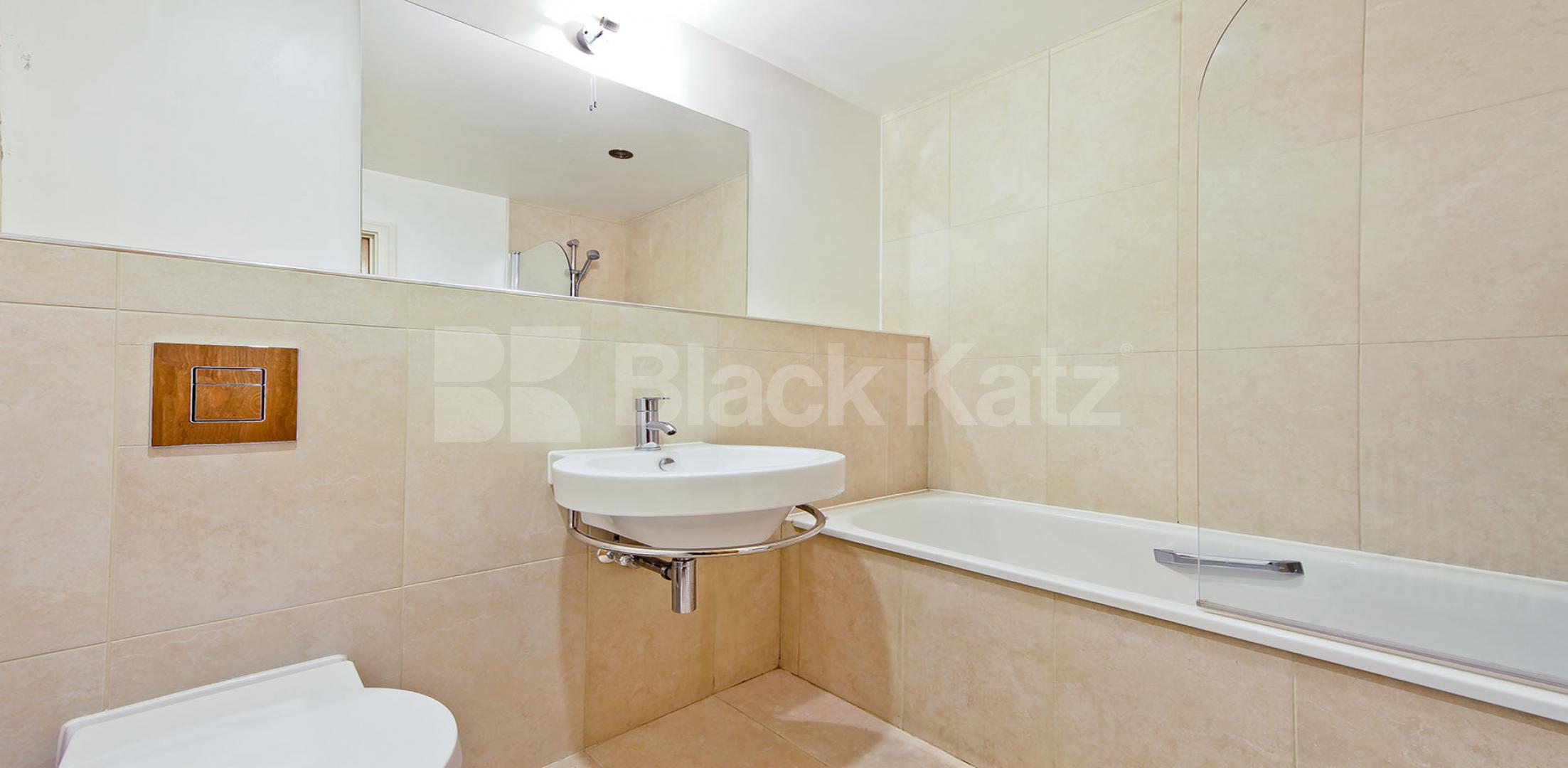 			LET , 1 Bedroom, 1 bath, 1 reception Apartment			 Boulevard Mansions. Borough Road, Borough